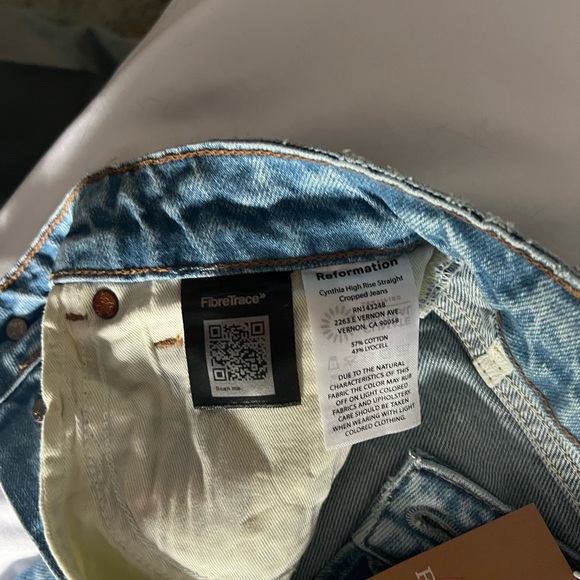 Reformation Cynthia High Rise Straight Cropped Jeans - Picture 8 of 13